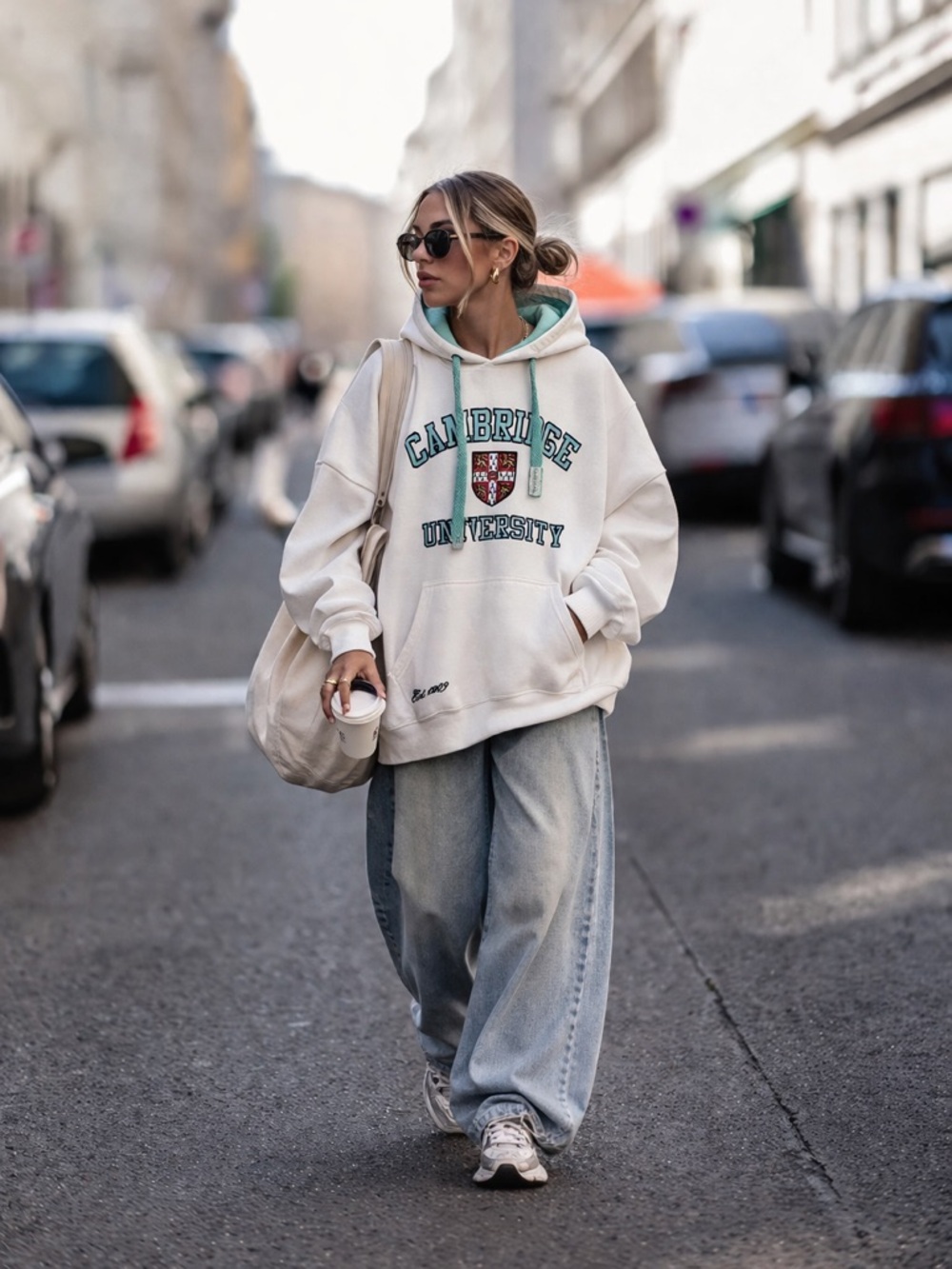 Vintage Cambridge University Oversized Hoodie Crest Logo Size XL